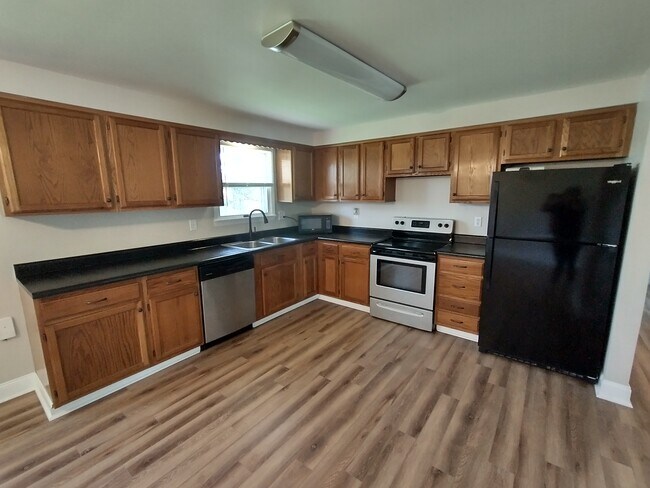 Foto del edificio - 389 Lincoln Ave