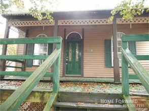 Building Photo - 526 Hanson St