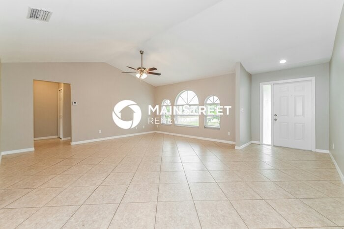 Primary Photo - 3 Bedroom Pet-Friendly Home in CAPE CORAL,...
