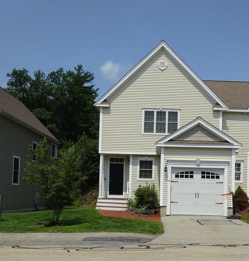 Facade - 24 Autumn Ln