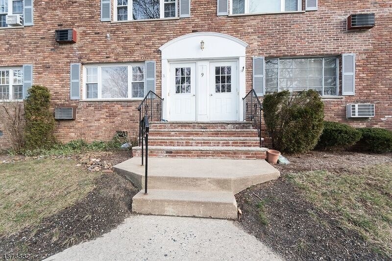 14 Wedgewood Dr Unit 20, Verona, NJ 07044 Apartment for Rent in