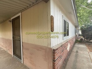 Building Photo - 312 N Rio Grande Ave