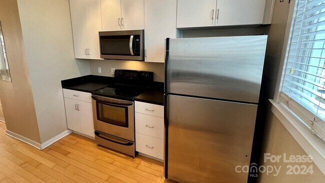 Foto del edificio - 360 Exchange St NW
