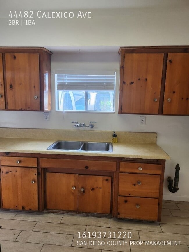 Building Photo - 44482 Calexico Ave