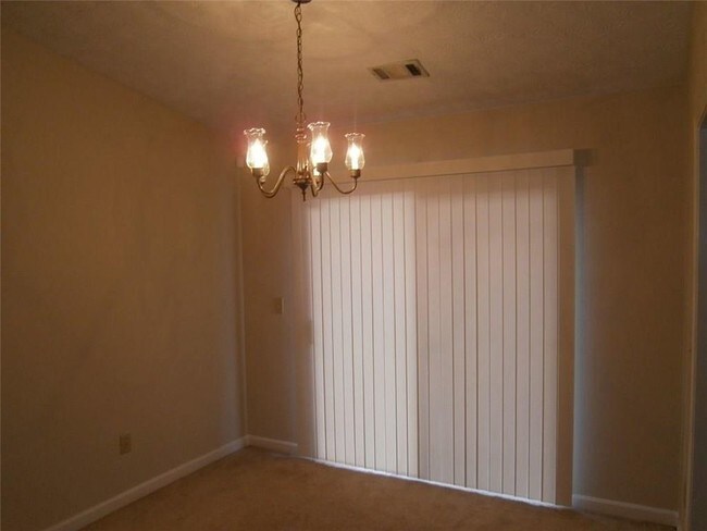 Building Photo - 2760 Blarney Way
