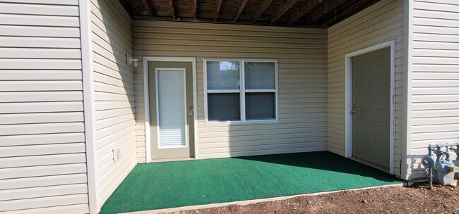 Building Photo - 101 Olde Covington Way
