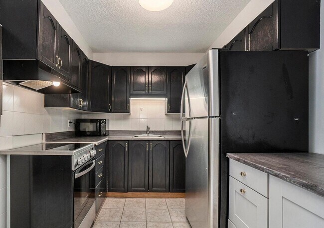 Photo du bâtiment - 158 McArthur Ave.