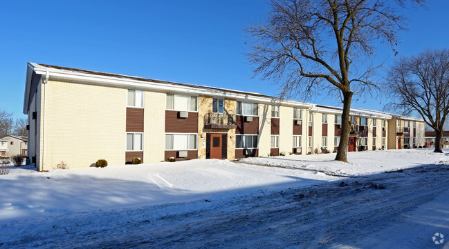 Biscayne Apartments Apartments - Racine, WI | Apartments.com