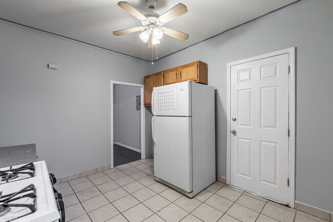 Foto del edificio - 615 W 18th St
