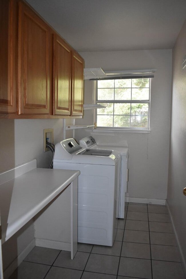 Building Photo - 4173 El Camino Real