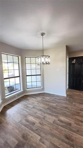 Building Photo - 1902 La Fontaine Ln