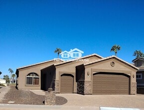 Building Photo - 5818 E Leonora St