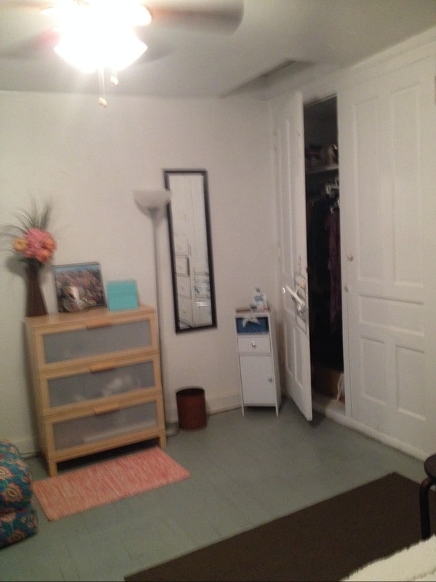 1ST BR - 1304 Walnut St