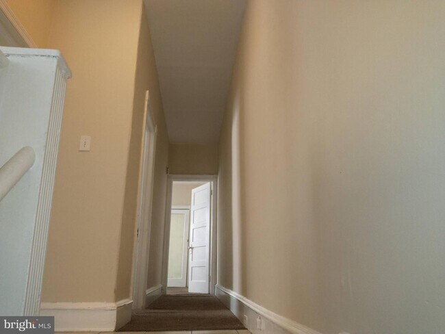 Foto del edificio - 6369 Sherman St