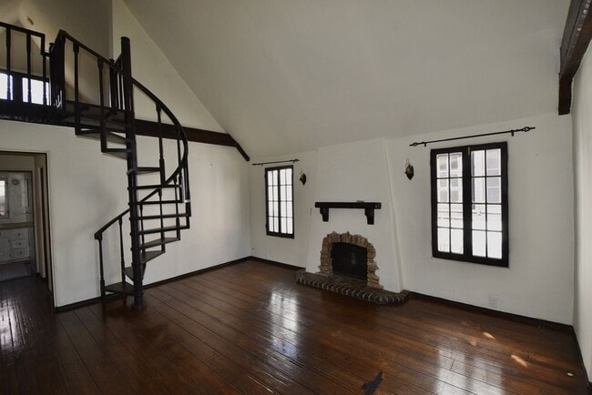 Building Photo - 2906 Griffith Park Blvd