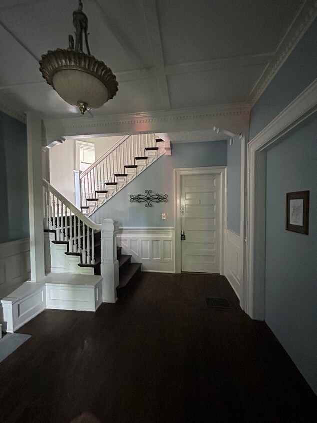 Foto del edificio - 1379 S Brook St
