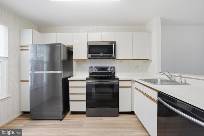 Foto del edificio - 2844 Yarling Ct