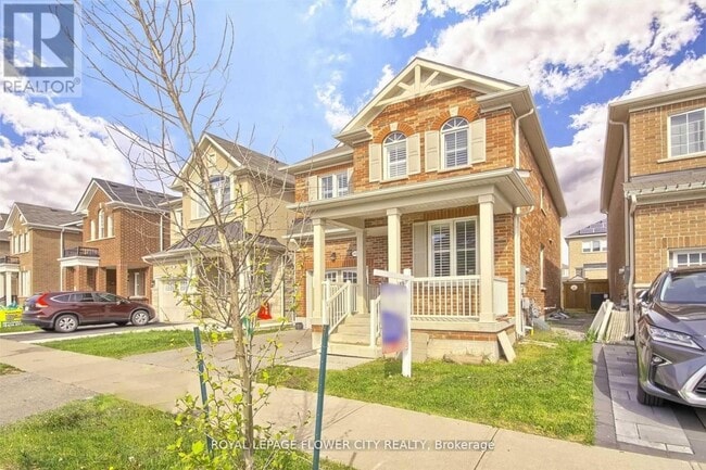 Building Photo - 609 Gibson Cres