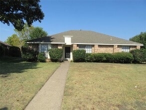 Building Photo - 1209 Conlin Dr