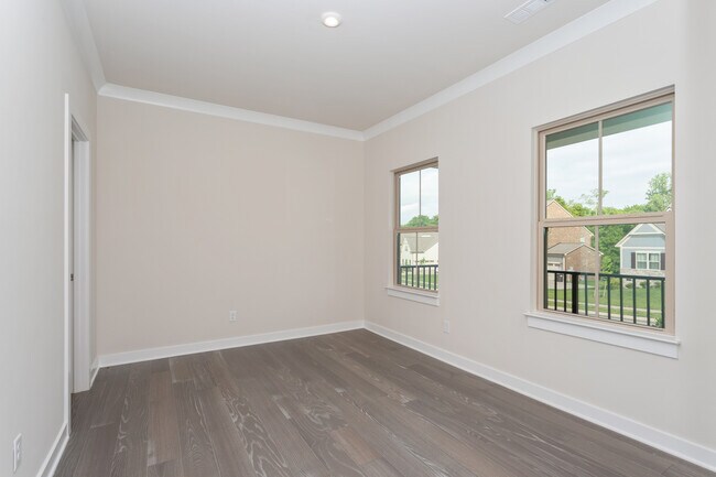 Building Photo - 7130 Sky Meadow Dr