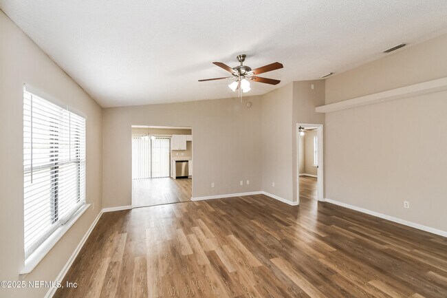 Building Photo - 7625 Ginder Ct