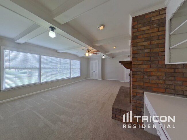 Building Photo - 330 Rivertown Rd