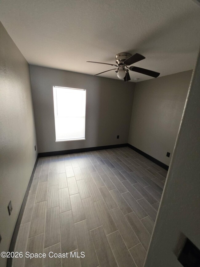 Building Photo - 5626 Andrea St