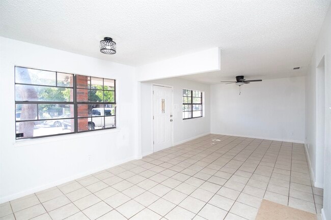 Foto del edificio - 107 St Pierre Ln
