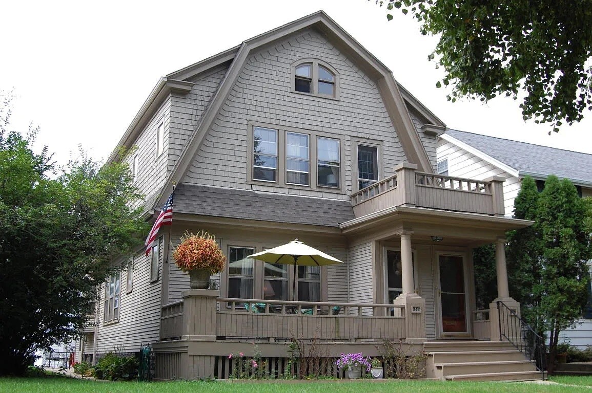 4445 N Murray Ave Unit 0, Shorewood, WI 53211 Apartments in Shorewood