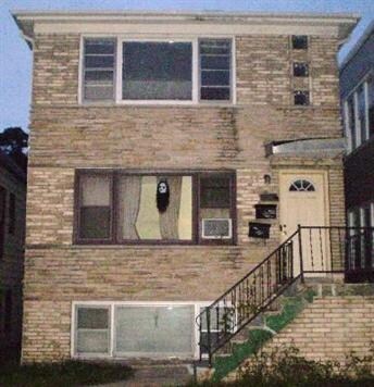 Foto principal - 2862 S Ridgeland Ave