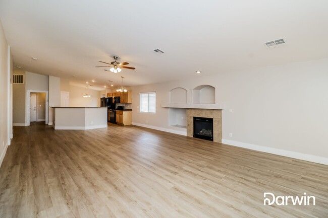 Foto del edificio - 6059 Camden Cove St