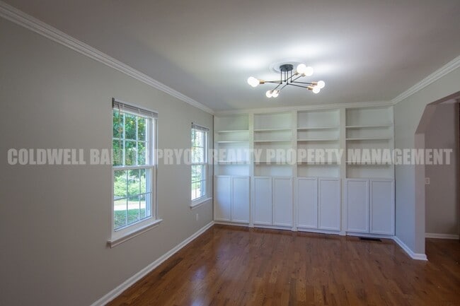 Photo - 9356 Charbar Cir House