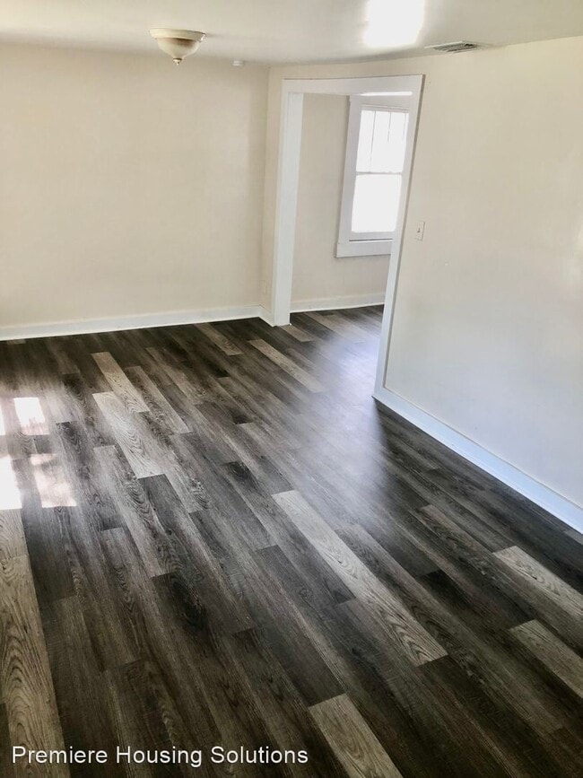 Building Photo - 3 br, 1 bath House - 1307 S New York Ave