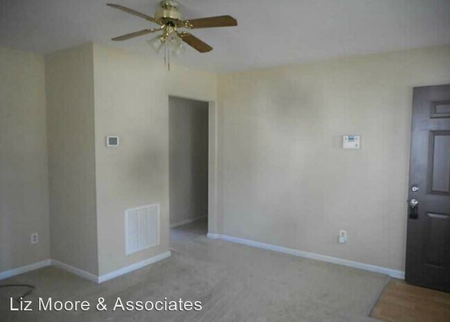 Building Photo - 3 br, 1 bath House - 10 Huber Road