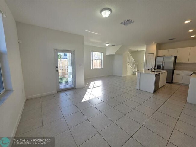 Foto del edificio - 2420 NW 131st Cir