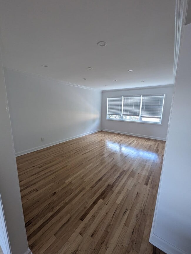 Building Photo - 2763 Fish Ave