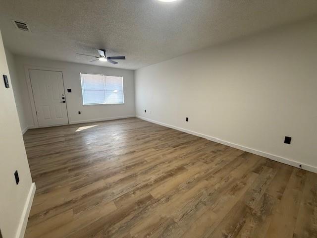 Foto del edificio - 1250 Elm St