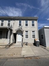 Building Photo - 1027 Church St