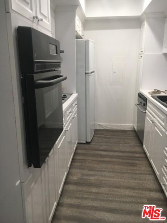 1351 N Crescent Heights Blvd Unit 210, West Hollywood, CA 90046