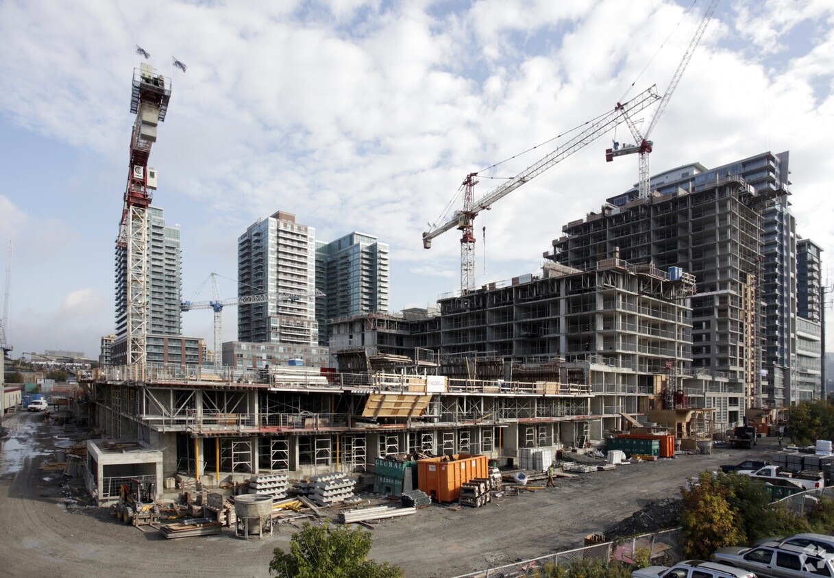Photo de construction - King West Condominiums