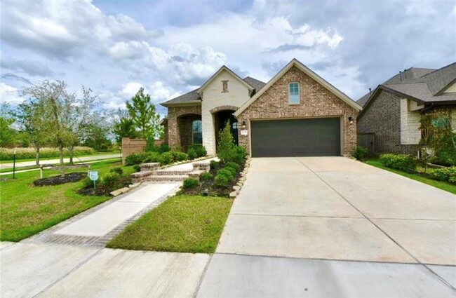 Building Photo - 16138 Bluegill Dr