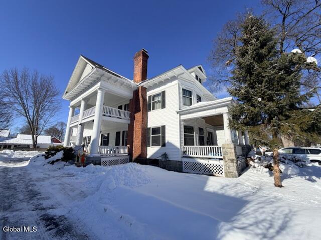 Building Photo - 492 Glen St