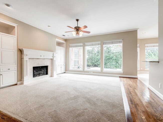 Building Photo - 4612 Firestone Dr