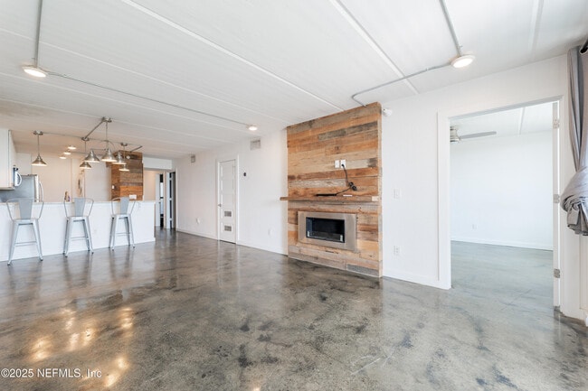 Foto del edificio - 275 1st St S