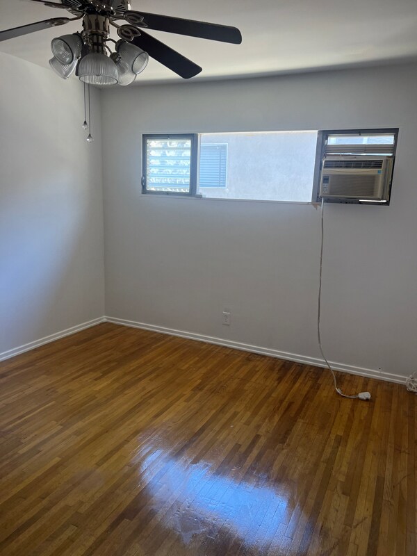 Foto del edificio - 3426 Mentone Ave