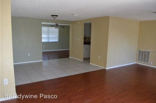 Building Photo - 3 br, 2 bath House - 6135 Seabreeze Dr
