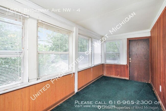 Building Photo - 1501 Broadway Ave NW