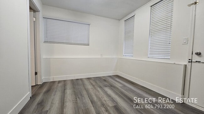 Building Photo - 1587 Stayte Rd