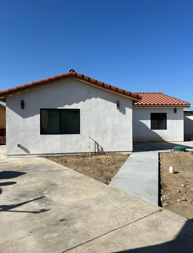 Foto del edificio - 11116 Meadowlark Ln