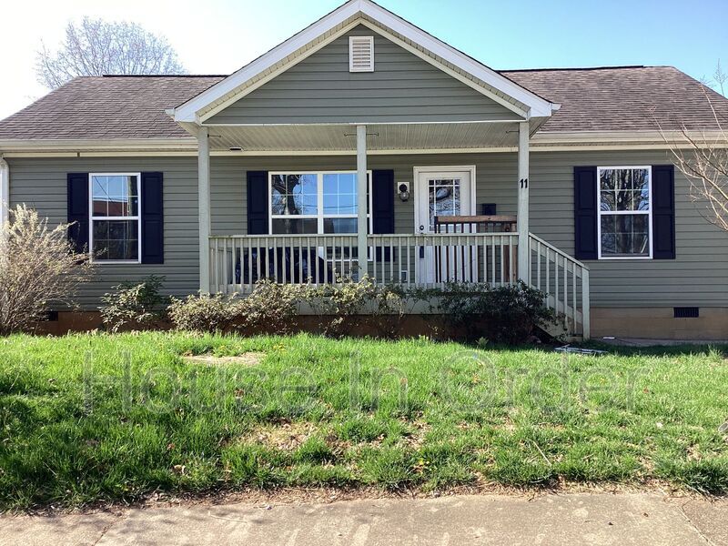 11 Walton St, Asheville, NC 28801 House Rental in Asheville, NC